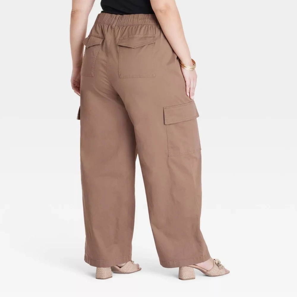 NWT Brown Straight Leg Cargo Pants Size 2X - Picture 2 of 4